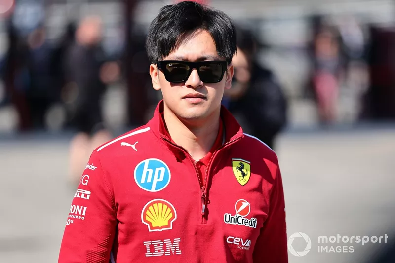Zhou Guanyu, Ferrari 