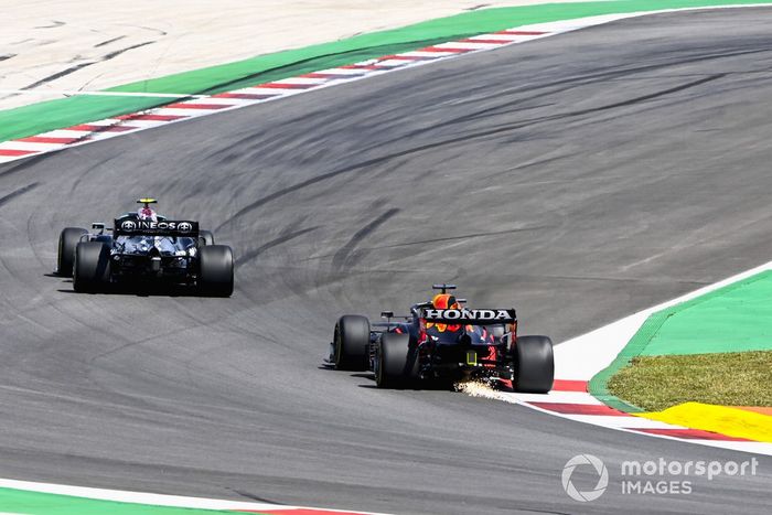 Valtteri Bottas, Mercedes W12, Max Verstappen, Red Bull Racing RB16B