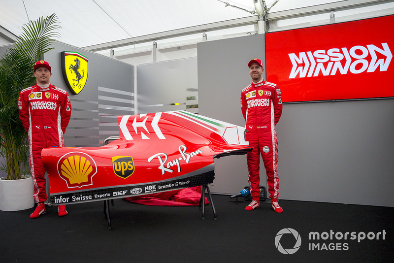 Sebastian Vettel, Kimi Raikkonen, Ferrari, bij de onthulling van de Mission Winnow livery