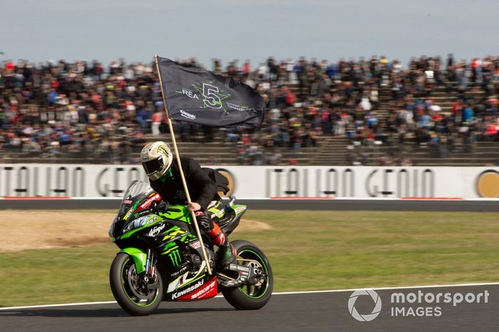 Jonathan Rea, Kawasaki Racing Team celebra su quinto título mundial