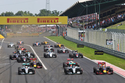 Lewis Hamilton, Mercedes AMG F1; Nico Rosberg, Mercedes AMG F1; en Daniel Ricciardo, Red Bull Racing