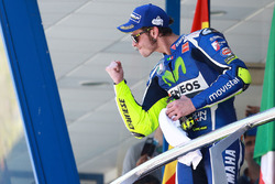 Podium: winnaar Valentino Rossi, Yamaha Factory Racing