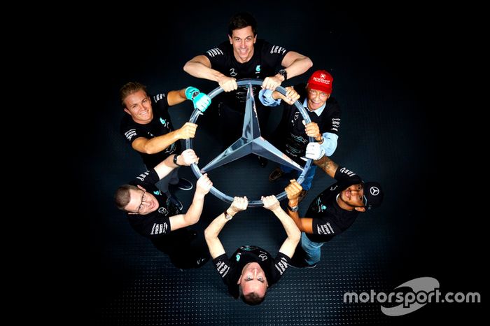 Celebración tripe campeonato Mercedes AMG