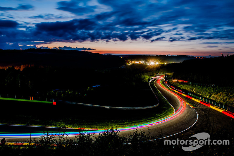 #1: Abendstimmung in Spa-Francorchamps