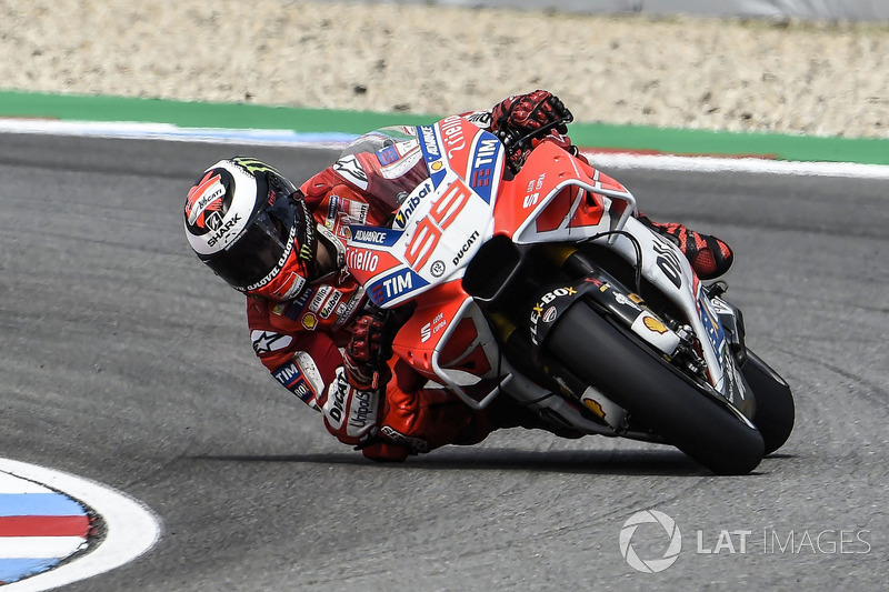 Jorge Lorenzo, Ducati Team with new fairing