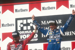 Podyum: 2. Ayrton Senna, McLaren Honda ve yarış galibi Thierry Boutsen, Williams Renault