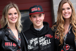 Attila Tassi, M1RA, Honda Civic TCR avec des Grid Girls