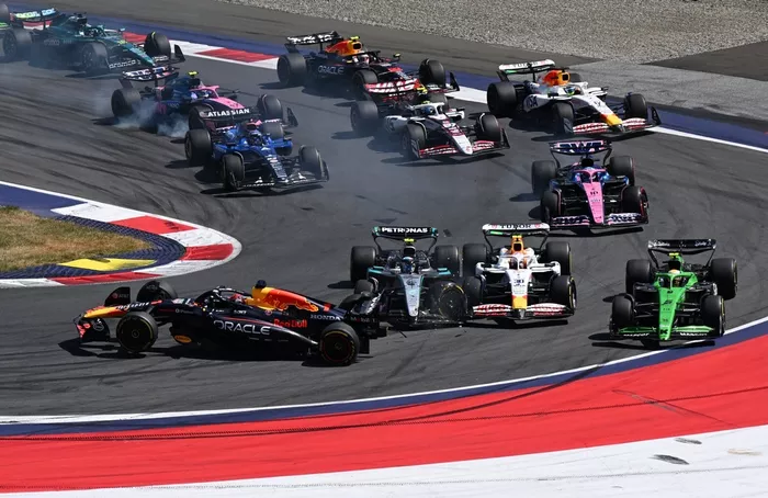Max Verstappen, Red Bull Racing, Liam Lawson, Racing Bulls Team, Andrea Kimi Antonelli, Mercedes