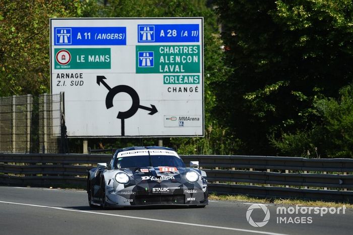 #88 Dempsey Proton Competition Porsche 911 RSR: Matteo Cairoli, Giorgio Roda, Satoshi Hoshino