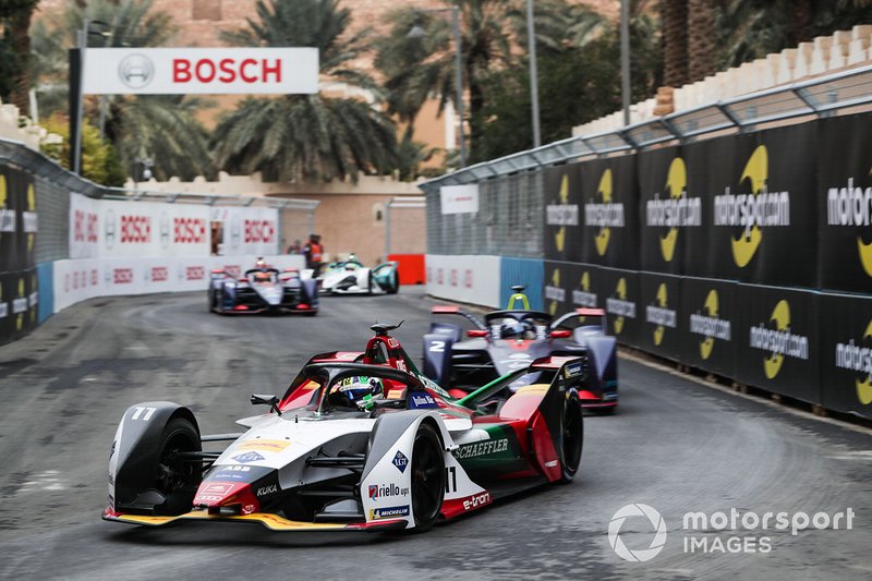 Lucas Di Grassi, Audi Sport ABT Schaeffler, Audi e-tron FE05 Sam Bird, Envision Virgin Racing, Audi e-tron FE05
