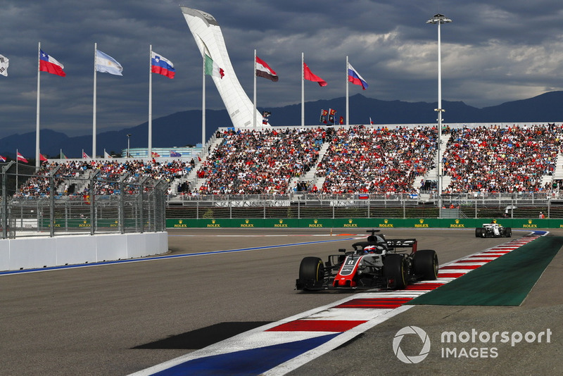 Romain Grosjean ficou a um passo dos pontos, em 11º