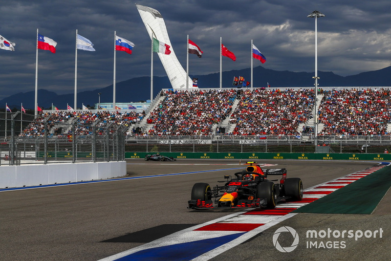 5e : Max Verstappen (Red Bull Racing)