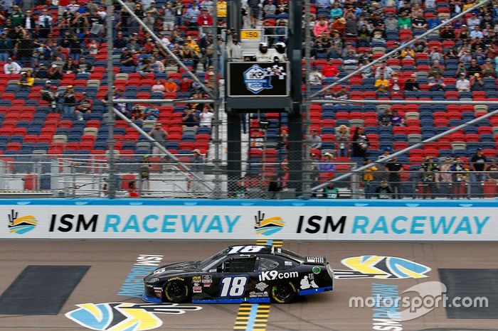 Ganador Kyle Busch, Joe Gibbs Racing, Toyota Supra Extreme Concepts/iK9