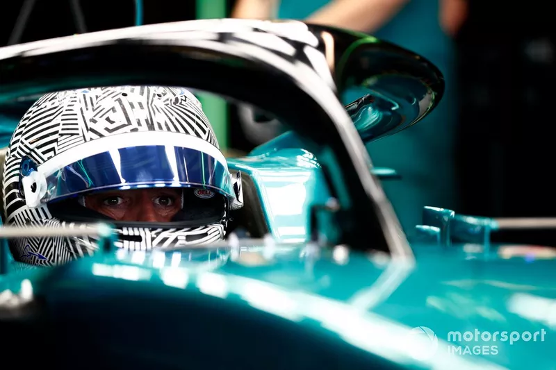 Fernando Alonso, Aston Martin AMR22