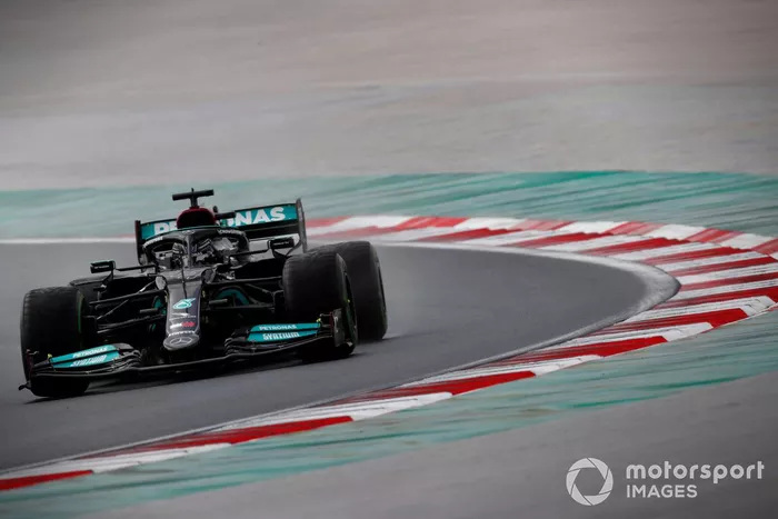 Lewis Hamilton, Mercedes W12