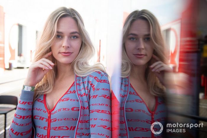 Chicas de la parrilla