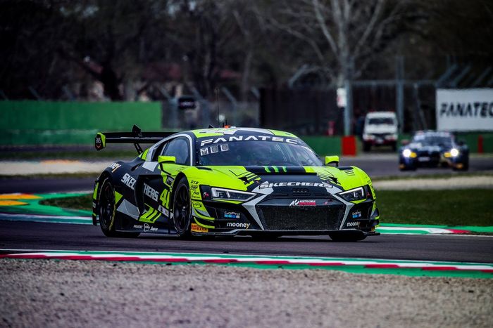 #46 Team WRT, Audi R8 LMS Evo II GT3: Nico Müller, Frédéric Vervisch, Valentino Rossi