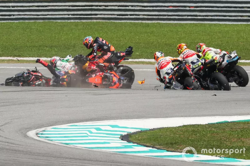 Jack Miller, Red Bull KTM Factory Racing, Fabio Quartararo, Yamaha Factory Racing, Brad Binder, Red Bull KTM Factory Racing Crash