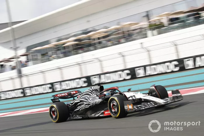 Daniel Ricciardo, AlfaTauri AT04 