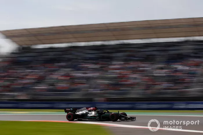 Lewis Hamilton, Mercedes W12