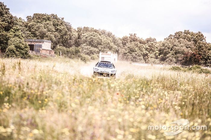 Prueba SsangYong Tivoli DKR