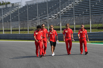 Sebastian Vettel, Ferrari pist yürüyüşü