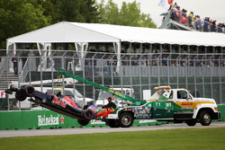 The Scuderia Toro Rosso STR11 Карлоса Сайнса-молодшого, Scuderia Toro Rosso повертається назад в бо