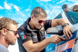 Pedro de Uriarte y Jose Eduardo Vanzzini, Dakar Team