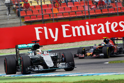 Льюіс Хемілтон, Mercedes AMG F1 W07 Hybrid