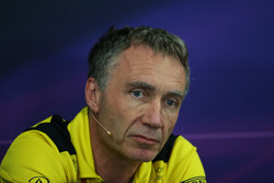 Bob Bell, Renault Sport F1 Team director técnico en la Conferencia de prensa FIA