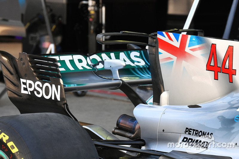 Mercedes-Benz F1 W08  rear wing