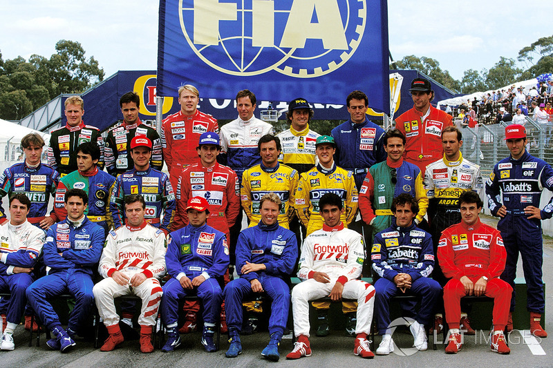 Johnny Herbert, Lotus, Pedro Lamy, Lotus, Mika Hakkinen, McLaren, Martin Brundle, Ligier, Pierluigi Martini, Minardi, Andrea de Cesaris, Tyrrell, Gerhard Berger, Ferrari, Eddie Irvine, Jordan, Toshio Suzuki, Larrousse, Rubens Barrichello, Jordan, Ayrton Senna, McLaren, Riccardo Patrese, Benetton, Michael Schumacher, Benetton, Eric Comas, Larrousse, Jean-Marc Gounon, Minardi, Damon Hill, Williams, Mark Blundell, Ligier, Karl Wendlinger, Sauber, Derek Warwick, Footwork, Ukyo Katayama, Tyrrell, JJ Lehto, Sauber, Alain Prost, Williams, Jean Alesi, Ferrari