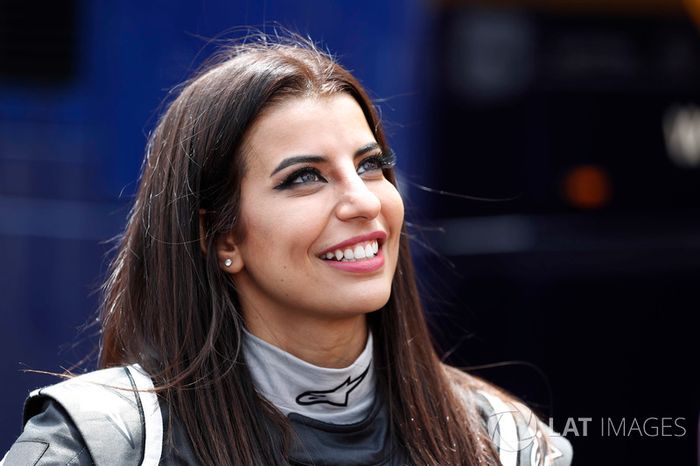 Aseel Al-Hamad, miembra de la federación automovilística de Arabia Saudi y representante FIA de Arabia Saudi en la Comisión de Mujeres en el Motorsport