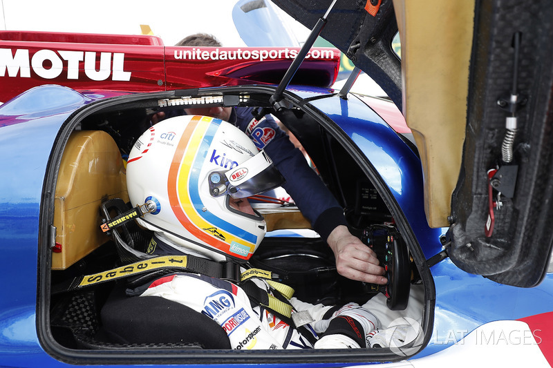 #23 United Autosports Ligier LMP2, P:  Fernando Alonso