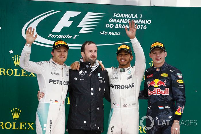 Nico Rosberg, Mercedes AMG, 2nd Position, Bradley Lord, Communication Manager, Mercedes AMG F1,Lewis