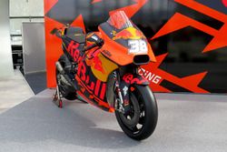 Red Bull KTM Factory Racing, KTM RC16