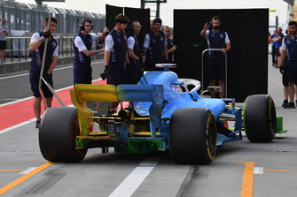 Robert Kubica, Williams FW41 con parafina aerodinámica sobre todo el automóvil