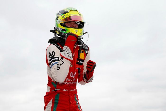 Ganador Mick Schumacher, PREMA Theodore Racing Dallara F317 - Mercedes-Benz