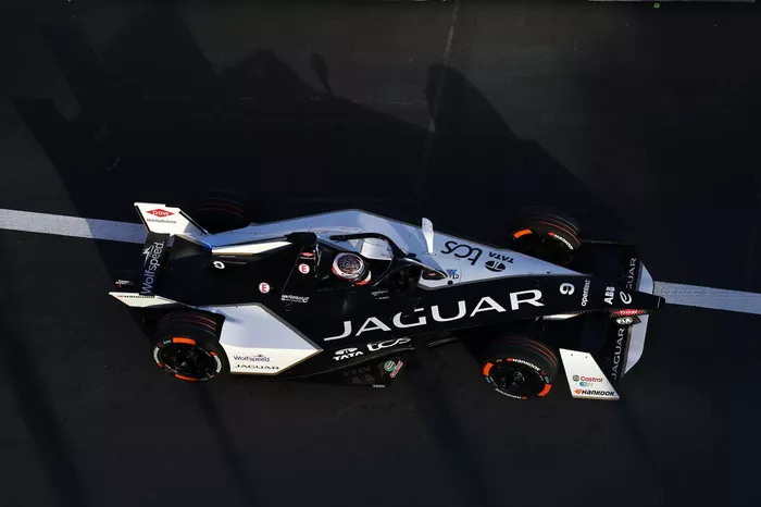 Mitch Evans, Jaguar Racing, Jaguar I-TYPE 6