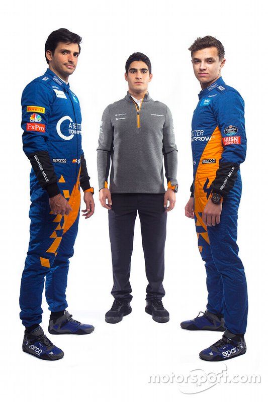 Lando Norris, McLaren, Carlos Sainz Jr., McLaren, Sergio Sette Camara, McLaren