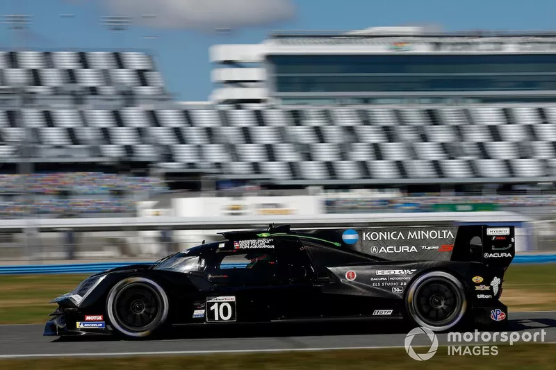 #10 Wayne Taylor Racing Acura ARX-06 GTP: Ricky Taylor, Filipe Albuquerque, Brendon Hartley, Louis Deletraz