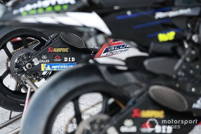 Detalle de la moto de Valentino Rossi, Yamaha Factory
