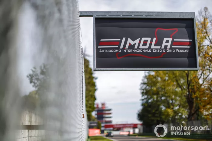 Letrero de Imola