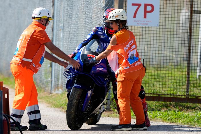 Augusto Fernandez,Yamaha Factory Racing Crash.