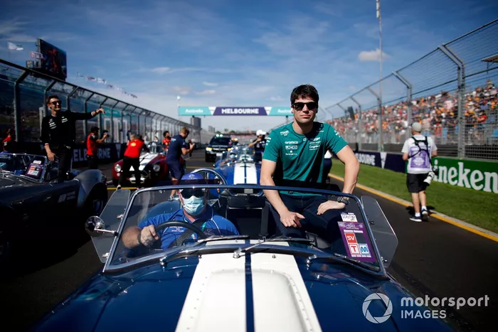 Lance Stroll, Aston Martin en el AC Cobra