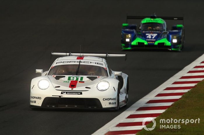 #91 Porsche GT Team Porsche 911 RSR: Richard Lietz, Gianmaria Bruni,  