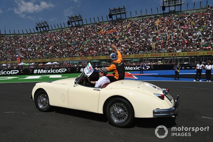 Desfile de pilotos Lando Norris, McLaren 