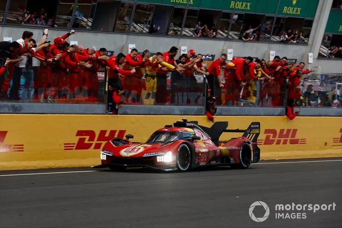 Ganadores de la carrera Alessandro Pier Guidi, James Calado, Antonio Giovinazzi, AF Corse Ferrari 499P
