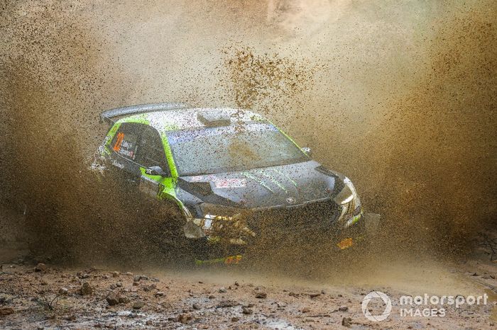 Oliver Solberg, Elliott Edmondson, Skoda Fabia Evo Rally2