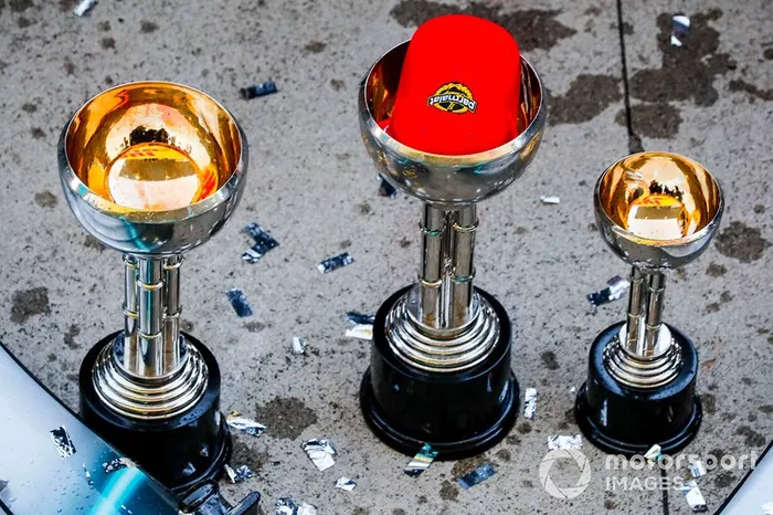 Los trofeos de Mercedes